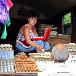 Frau, Markt, Straßenmarkt, Ei